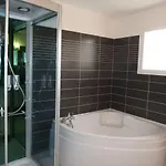 Villa Villa La Gabarre 8 Personnes Proche Mer *