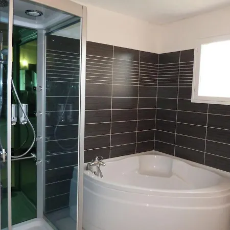 Вилла Villa La Gabarre 8 Personnes Proche Mer, Climatisation Dans La Piece Principale *